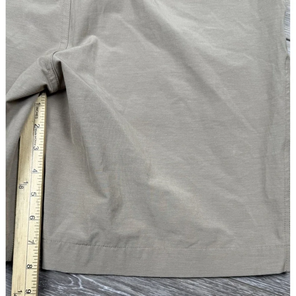 Faherty All Day Shorts Mens 33 Khaki 8